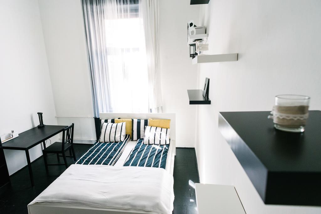 D.Five Stylish Apartment On Vaci Street 布达佩斯 外观 照片
